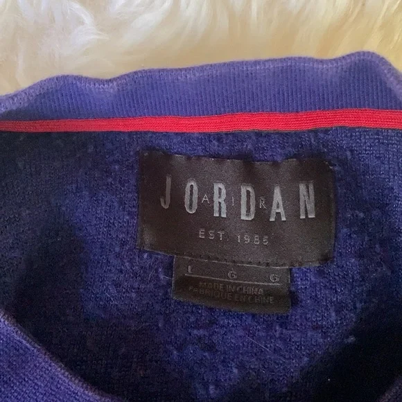 Nike Jordan sweatshirt - Picture 3 of 3